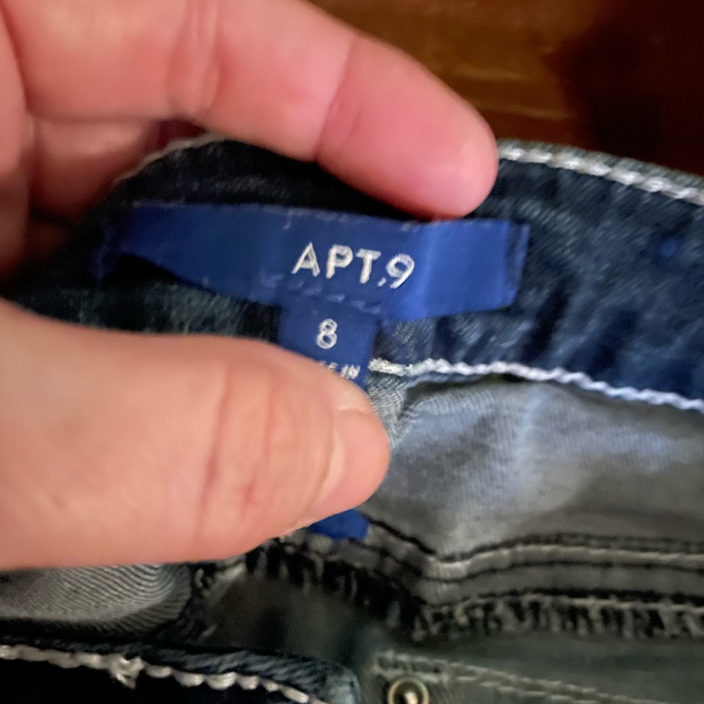 Name brand capris - Picture 6 of 11